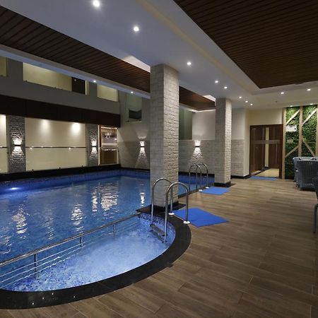 Pride Biznotel Canopus, Digha Дигха Екстериор снимка