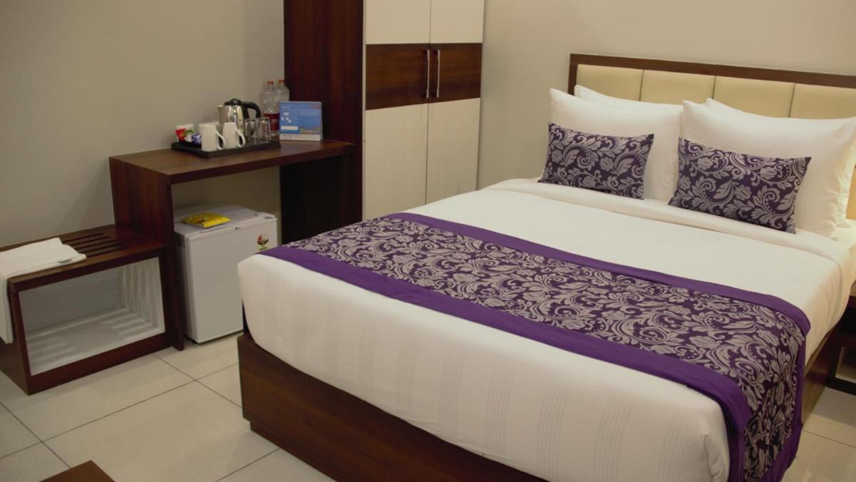 Pride Biznotel Canopus, Digha Дигха Екстериор снимка