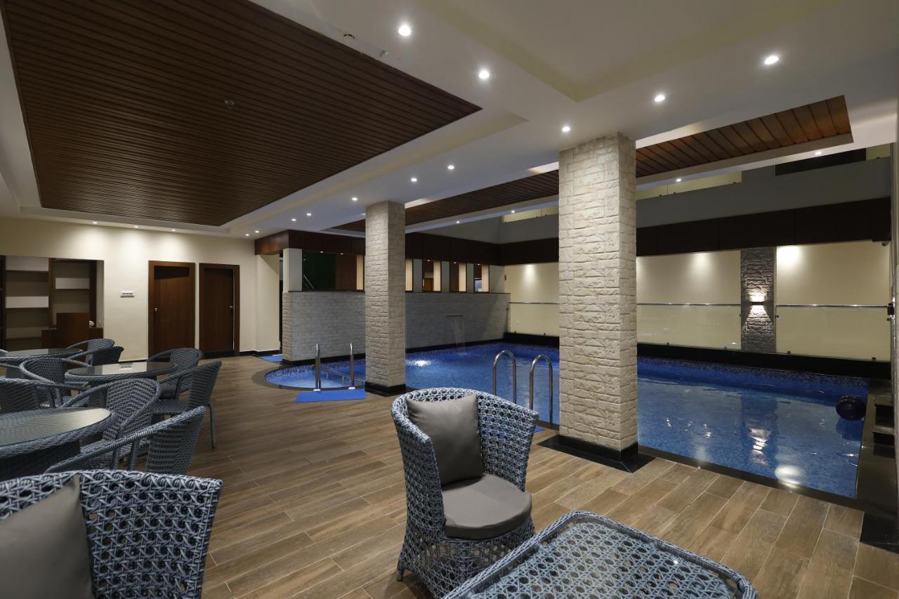 Pride Biznotel Canopus, Digha Дигха Екстериор снимка
